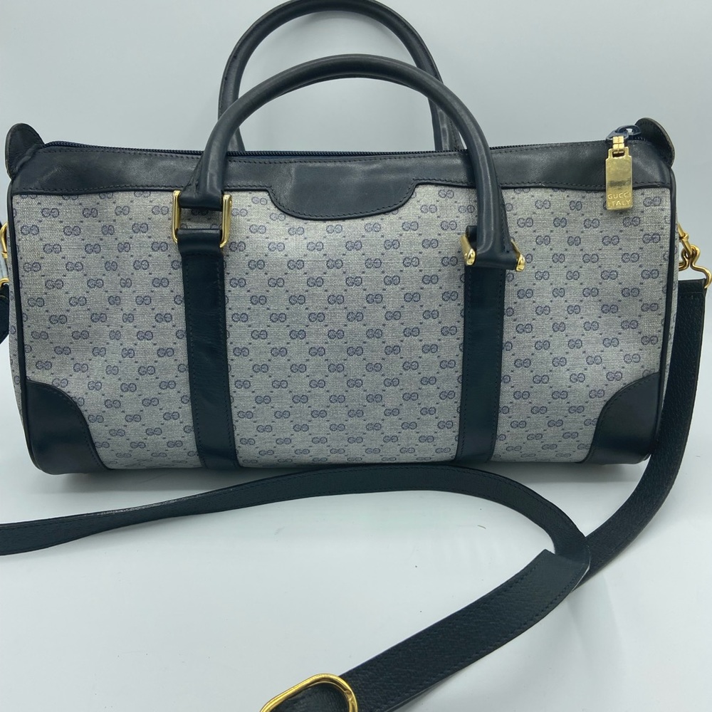 ……….SOLD ‼️ Vintage Gucci Handbag